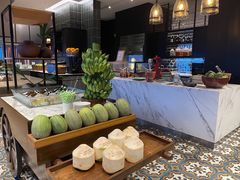 自助取餐区-瑰丽酒店·海吧·天际下午茶·现场DJ·天台酒吧