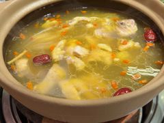 -邹开喜·炭炉鸡煲·海鲜火锅(虹口足球场店)