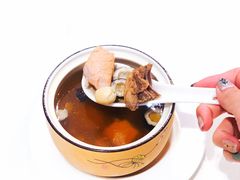 椰皇莲子炖老鸡-皇朝尊会(龙之梦大酒店)