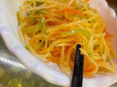 -金杨拉面王小吃面馆·牛三宝面·红烧牛肉粉