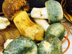-江川野生菌火锅铜锅鱼(贵清火锅店)