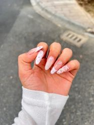 -UGIRL有个美甲