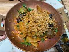 -成都你六姐·牛肉冒菜(信泰中心商场店)