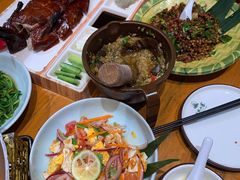 -老滇山寨•云南特色菜•地方菜•民族风情歌舞表演(金碧店)