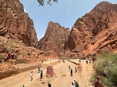 -天山神秘大峡谷