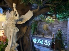 -暴风岛沉浸式体验馆(百联世纪店)