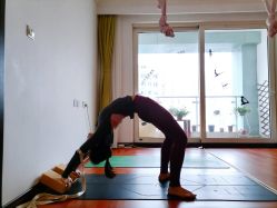 -Yvon yoga 瑜伽·精准体态管理中心