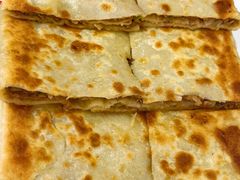 牛肉大葱肉饼-孟记粥铺·家常菜·烧烤·粥(亚运村店)