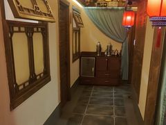 -乔家小院•非遗驴肉•本地小海鲜(滨河路店)