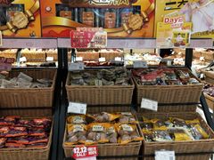 面包甜点陈列柜-来伊份1038(新村路三店)