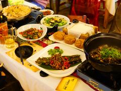 -刘姐啤酒鱼民族演艺餐厅(西街总店)