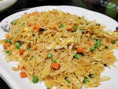 -大富蚝乌东哥饭店·石锅鱼杂·柠檬鸭(革新路店)