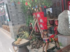 -老牌坊云南鱼豆花火锅(哈西万达店)