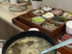 -雪梅月子中心(华侨城店)