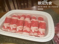 相间肥牛-小天鹅火锅·一线江景洪鼎旗舰店(洪崖洞店)