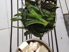 -姚记抚仙湖石锅鱼庄