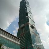 美景一览无余。世界最快电梯真的是有够快，刷刷的就到了