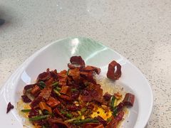 -巧克力渔家.小船海鲜胶东菜(万平口店)