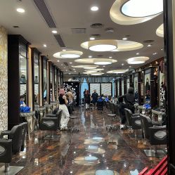-八佰伴8008星级形象店