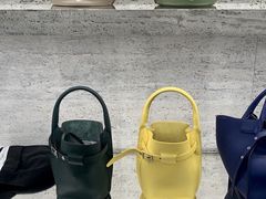 -文艺复兴百货(米兰大教堂广场店)