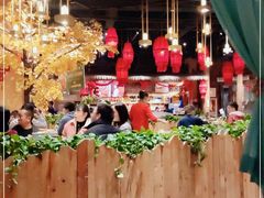 -老滇山寨•云南特色菜•地方菜•民族风情歌舞表演(金碧店)