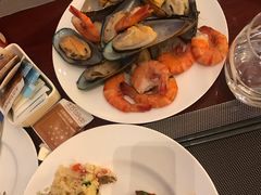 -东西风牛排馆周末烧烤自助(首都机场希尔顿店)