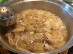 竹笙椰子鸡-润园四季椰子鸡火锅(海上世界店)