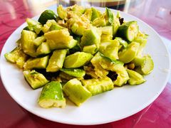 拍黄瓜-秀水家园农家院住宿团建(石林峡店)