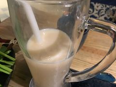 冷龙井燕麦奶茶-湊湊火锅·茶憩(上海合生汇店)
