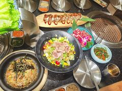 -韩烧牛中牛·甄选黑牛烤肉(黑金店)