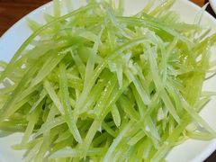 凉拌莴笋丝-好嫂子酱猪手•农家菜(华远坊店)