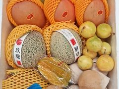 -三亚新鸿港水果一级批发市场