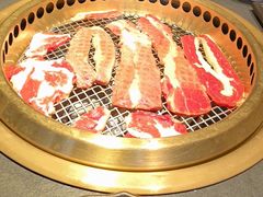 -铭牛烧肉·和牛海鲜自助(高新月牙湖店)