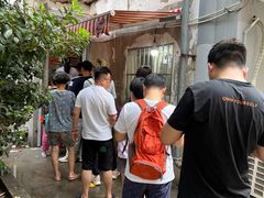 -叶新小吃店(来凤小区总店)