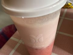 芝士莓莓-美肴冰品·汉堡·牛腩饭(总店)