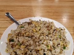 肉臊蛋炒饭-嘉州叶婆婆钵钵鸡(建设路店)