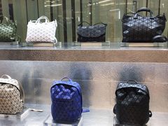 -三宅一生 (阪急梅田本店)