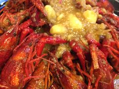 秘制蒜香龙虾-虾弄弄海派小龙虾·牛羊蝎子火锅