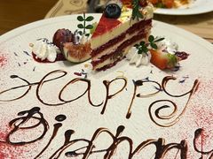 -Mark&Mars Restaurant