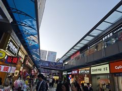 -万达广场(南昌红谷滩店)