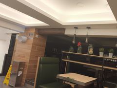 -佰搭果·广式茶餐厅(西华路店)