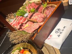 -山川小町·极番烧肉(新地假日广场店)