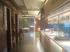 -阿瓦山寨·湘菜现炒·剁椒鱼头王(咸阳总店)
