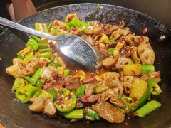 -聚鑫朋酸菜肥肠(文艺路口店)