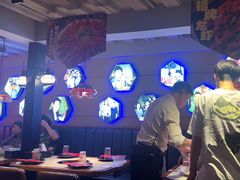 -沪小胖·小龙虾·蓝龙王(八佰伴店)