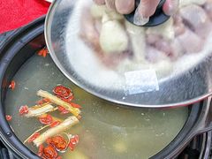 -花苑美食横琴生蚝火锅(拱北粤华路店)