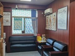 -国医整脊馆(武夷路店)