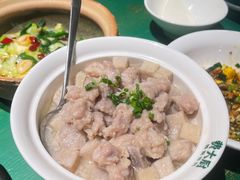 香芋蒸排骨-费大厨辣椒炒肉(太平老街店)