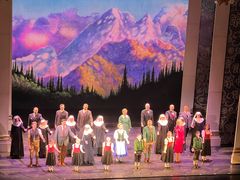 -交通银行前滩31演艺中心