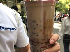 -阿姨奶茶专卖(舌涧道杭州惠民路创始店)